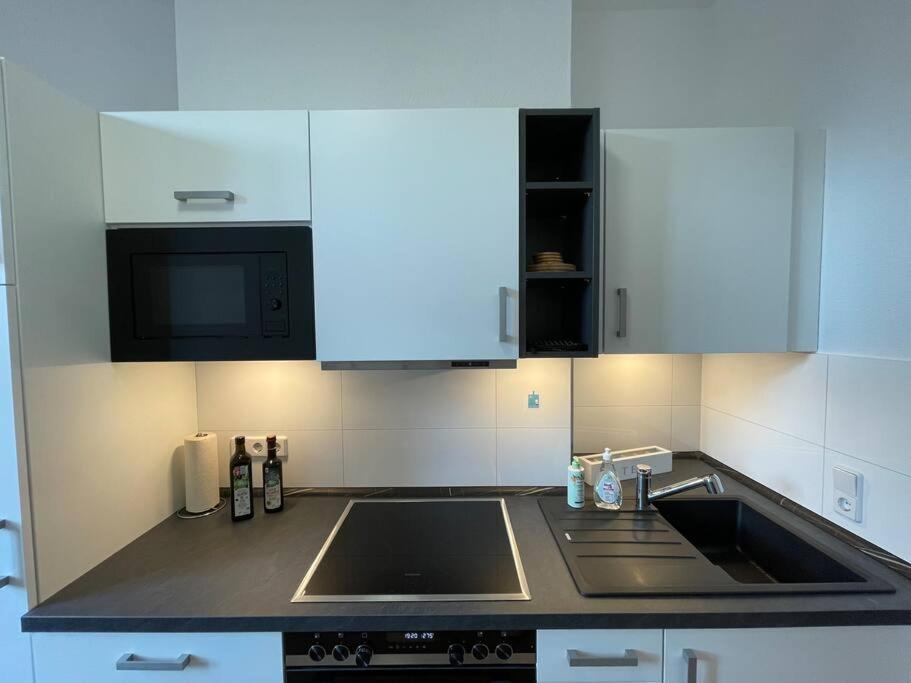 Lucky Stays Ls01 - Vollausstattung - Zentrum - Aufzug - Grosse Kueche - 2 Zimmer - Smart-Tv Magdeburg Zewnętrze zdjęcie